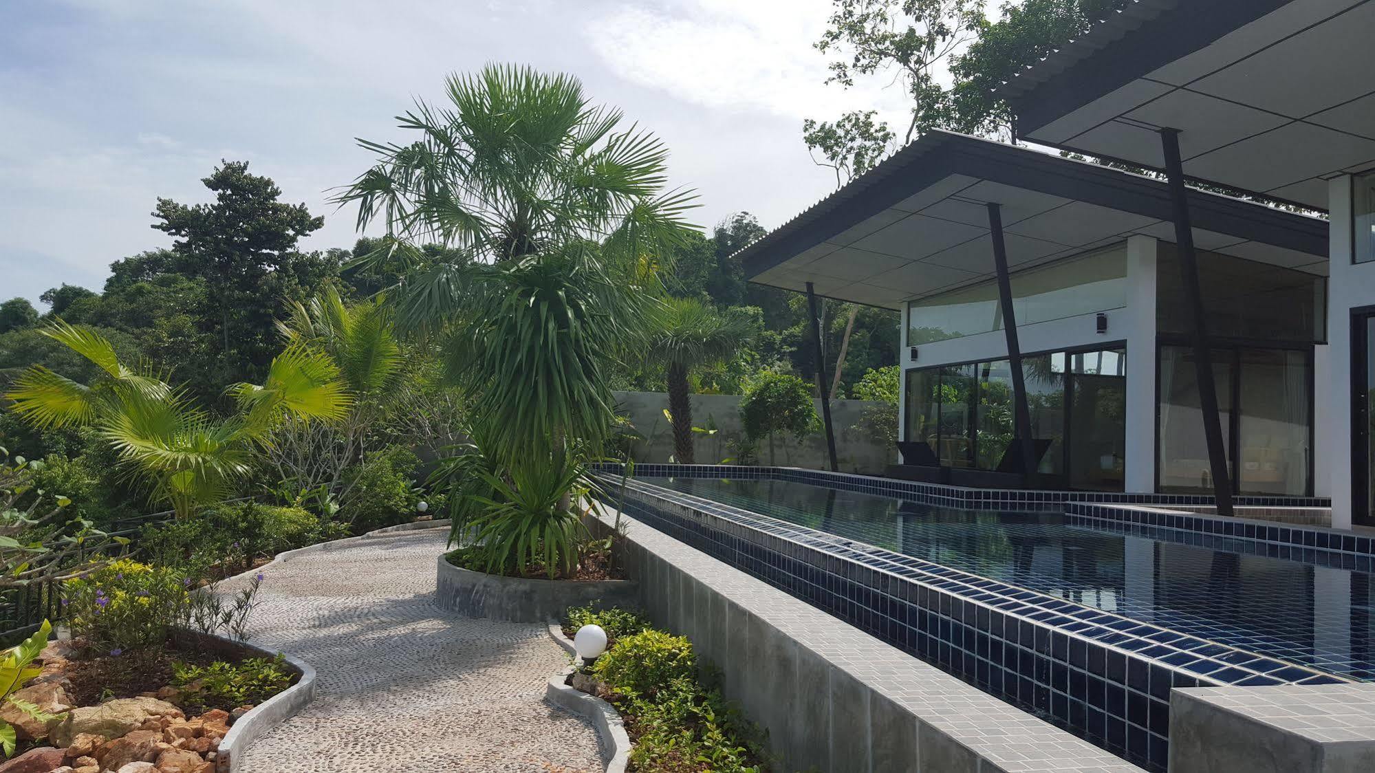 Jasmine Resort And Spa Khanom Bagian luar foto