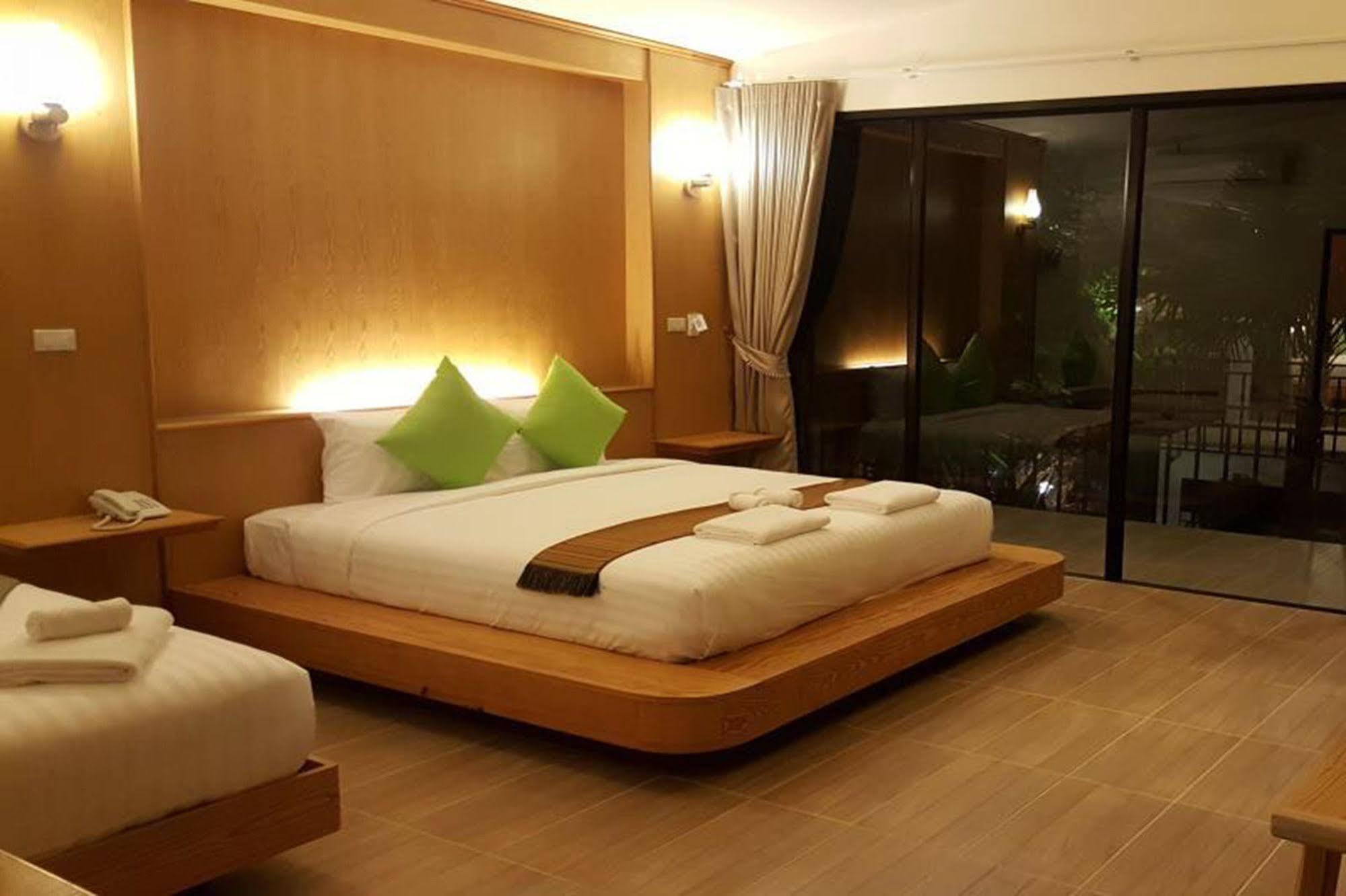 Jasmine Resort And Spa Khanom Bagian luar foto