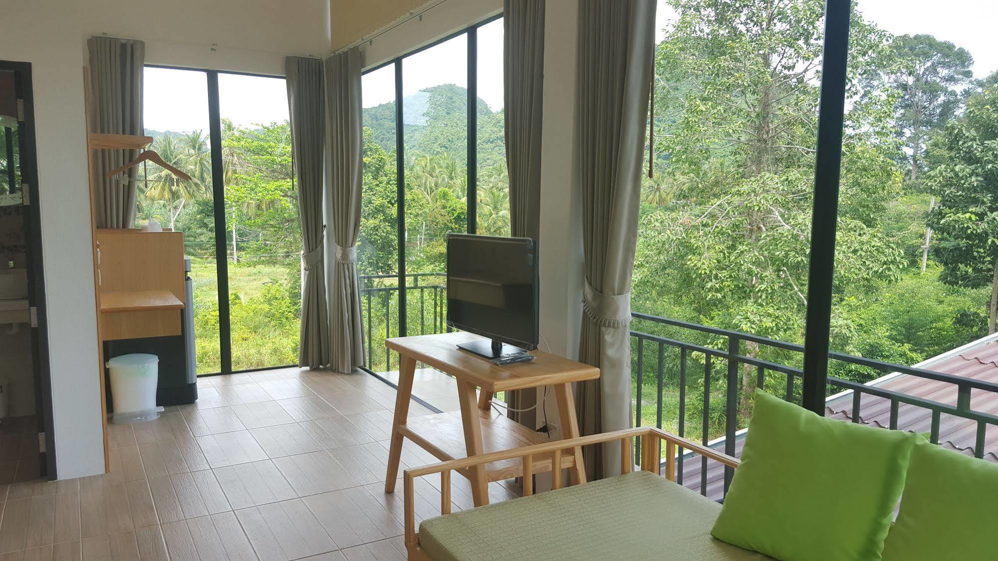 Jasmine Resort And Spa Khanom Bagian luar foto